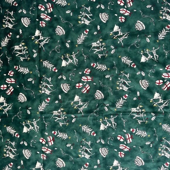 Old Navy Old Fashioned Vintage Style Christmas Holiday Square Satin Scarf Green - Picture 2 of 9